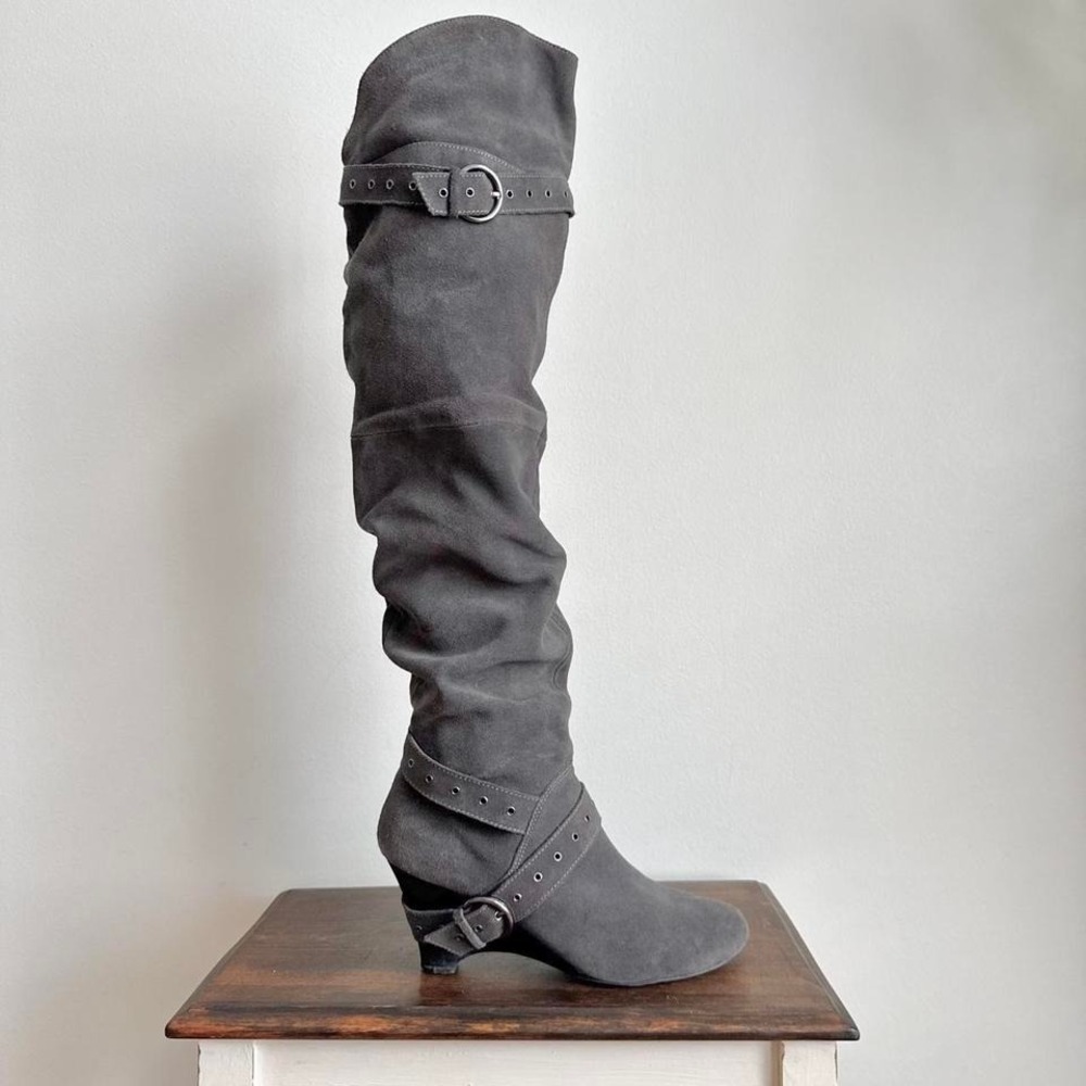 Y2K Grey Suede Over The Knee Boot size 9.5 indie boho grommet buckle moto
